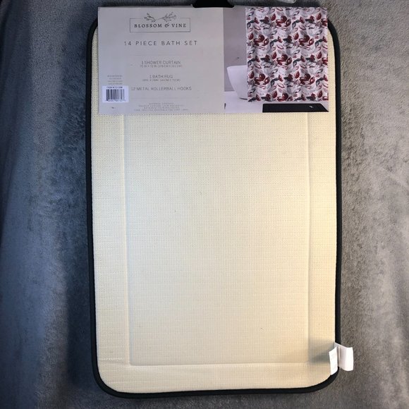 NEW Blossom & Vine 14 Piece Bath Set Shower Curtain Set With Bath Rug - Picture 4 of 10